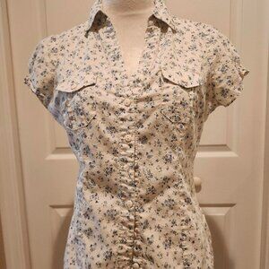 LEVI'S BUTTON UP SHIRT